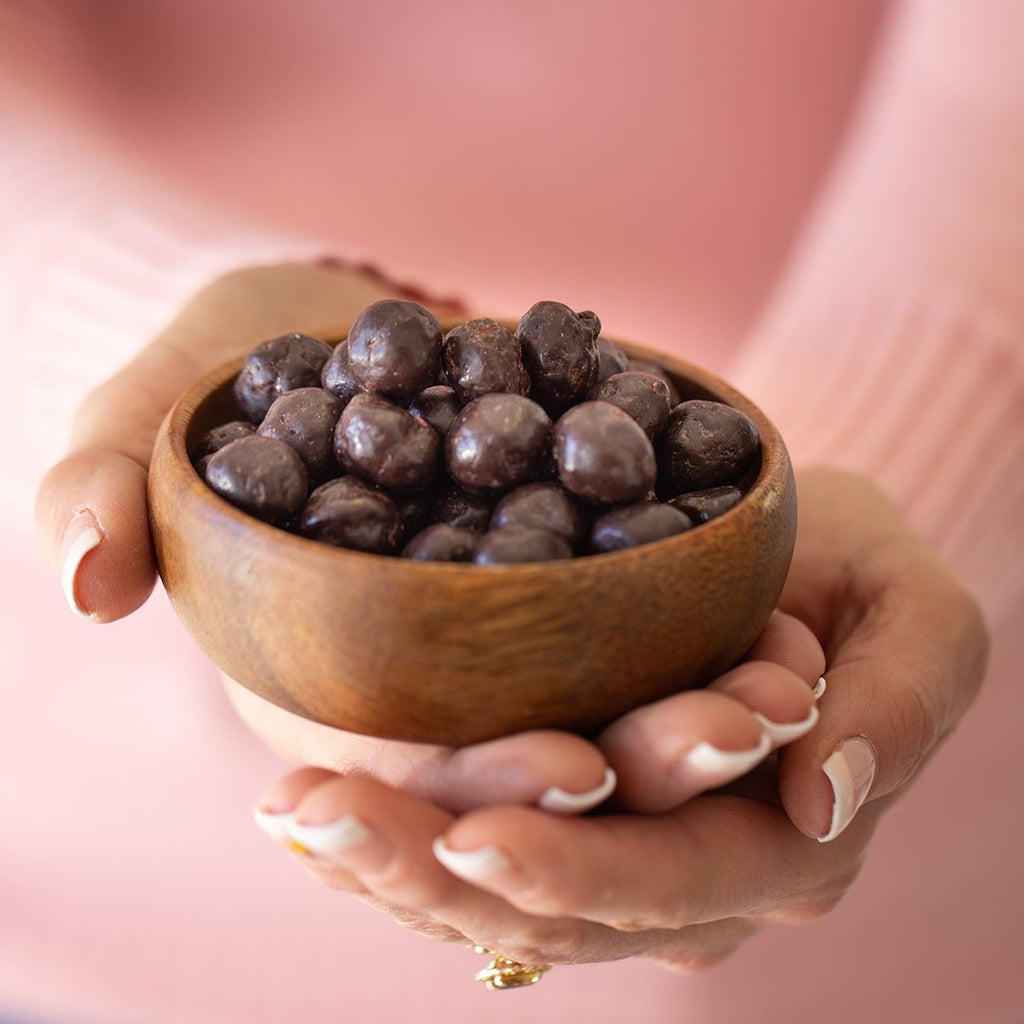 Chocolate Dipped Macadamia Nuts (4oz x 6 Bags)