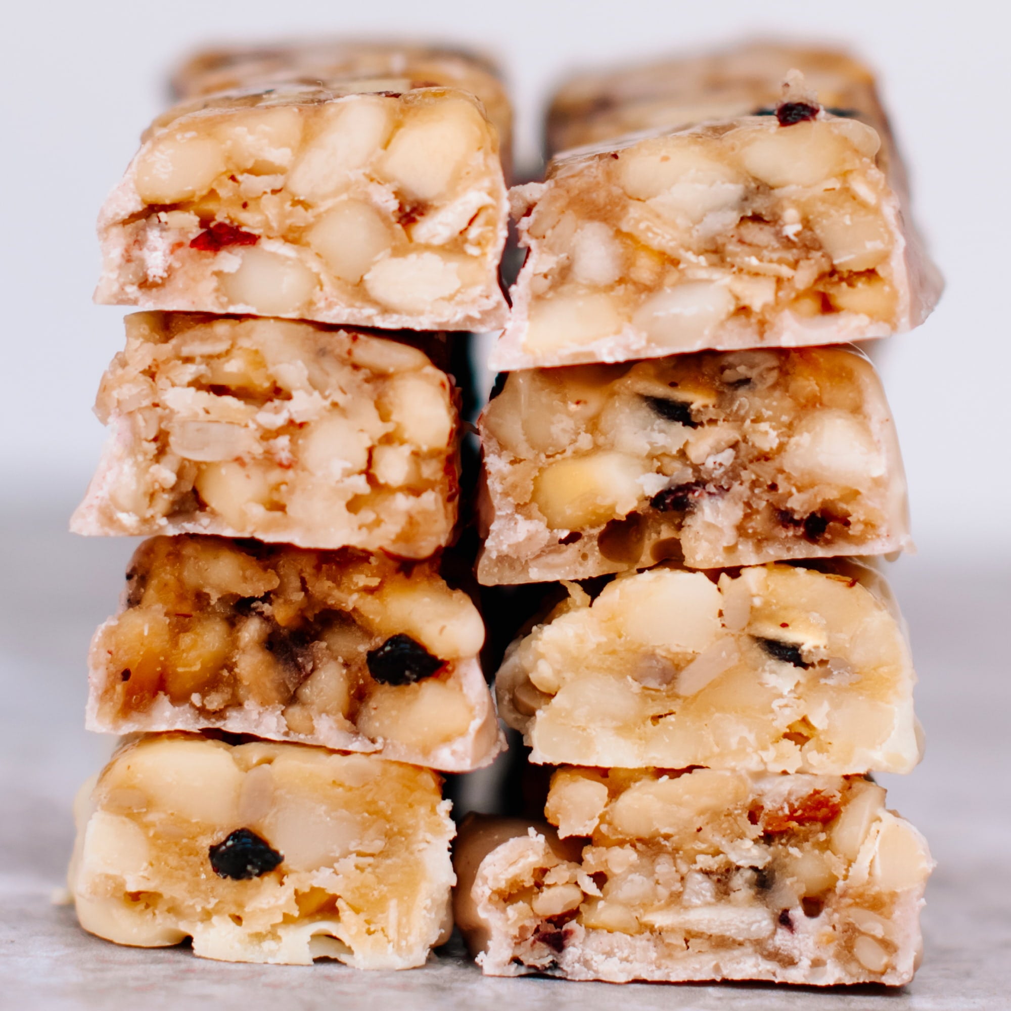 Blueberry White Chocolate Macadamia Nut Snack Bar (12 Bars)